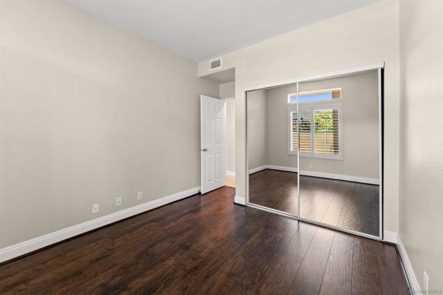 7285 Calabria Ct, San Diego CA: https://media.crmls.org/mediaz/626ccf39-c64e-4395-8e48-d8331e2603a4.jpg