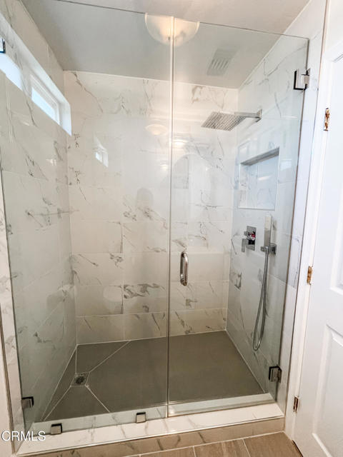 Detail Gallery Image 7 of 13 For 1121 W Exposition Bld, Los Angeles,  CA 90007 - 2 Beds | 1 Baths