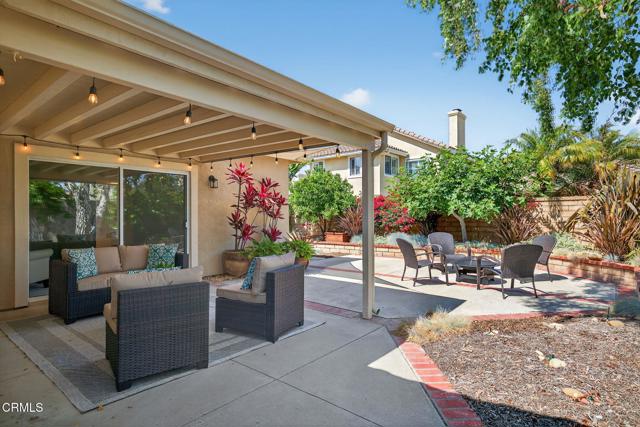 28 San Bernardino Avenue, Ventura CA: https://media.crmls.org/mediaz/626f68e5-aac2-4173-b777-13d941bf2722.jpg