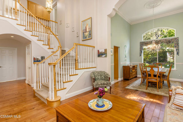 6285 Deerhill Road, Oak Park CA: https://media.crmls.org/mediaz/626f705d-b7a7-4dc7-b72d-dc056406b450.jpg