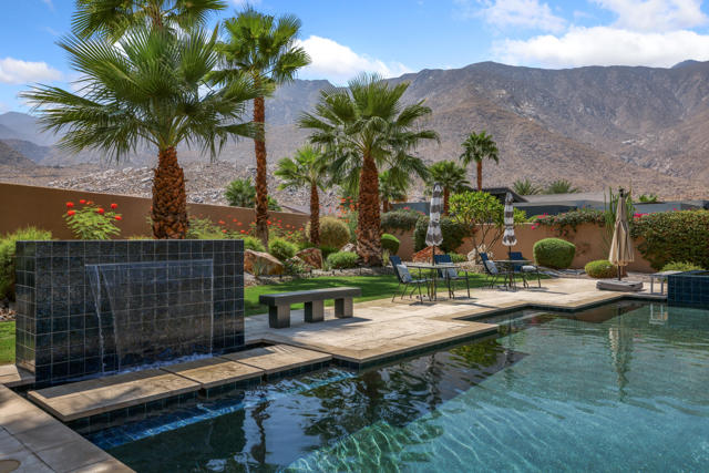 3150 Cody Court, Palm Springs, CA 92264