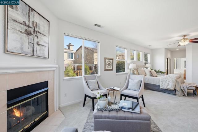 Image 28 of 59 For 868 Deer Spring Cir