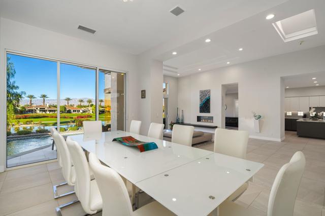 770 Deer Haven Circle, Palm Desert CA: https://media.crmls.org/mediaz/62712825-763a-4b46-8be0-a27dc3973d3e.jpg