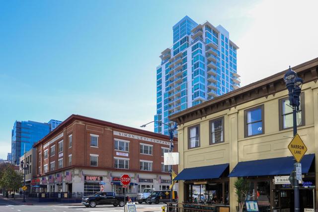325 7Th Avenue, San Diego CA: https://media.crmls.org/mediaz/6272a5ad-a104-441f-bd13-177b2f58fd92.jpg