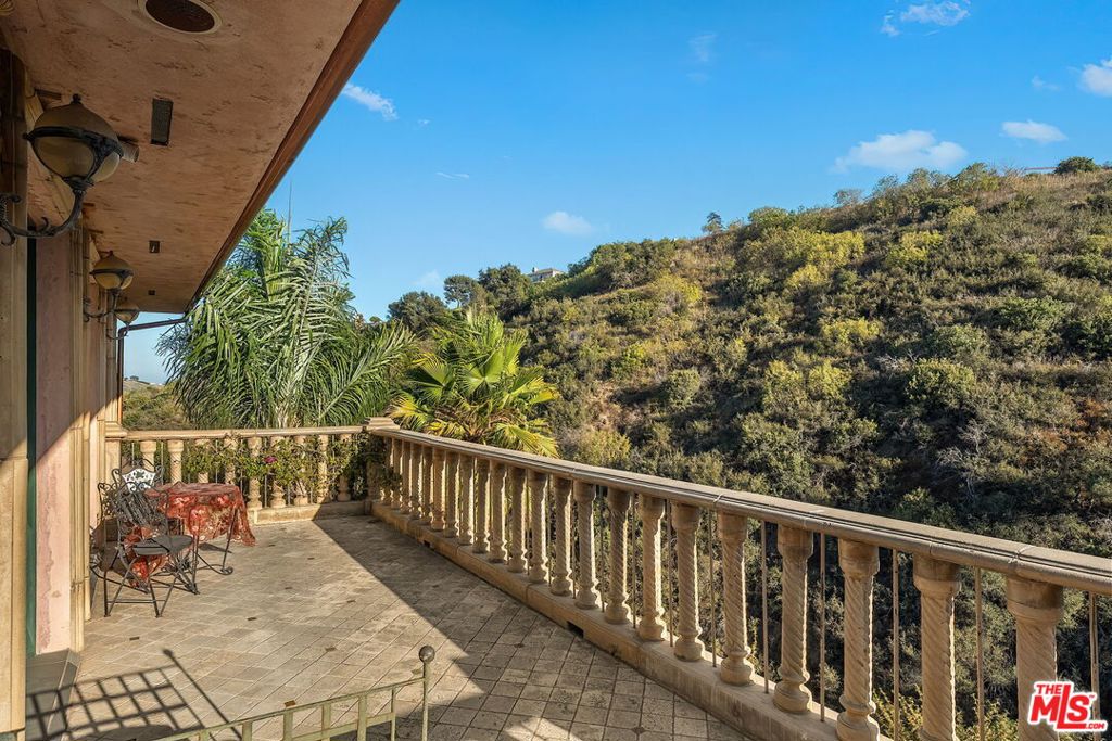 MLS #26871893 image #18