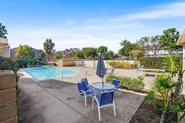 9209 Village Glen Dr, San Diego, California 92123, 2 Bedrooms Bedrooms, ,1 BathroomBathrooms,Condominium,For Sale,Village Glen Dr,250020336SD