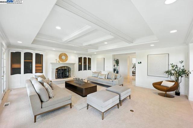 3029 Alburni Ct, Pleasanton CA: https://media.crmls.org/mediaz/6275a164-ee6a-4872-9b7e-afb3949849b9.jpg