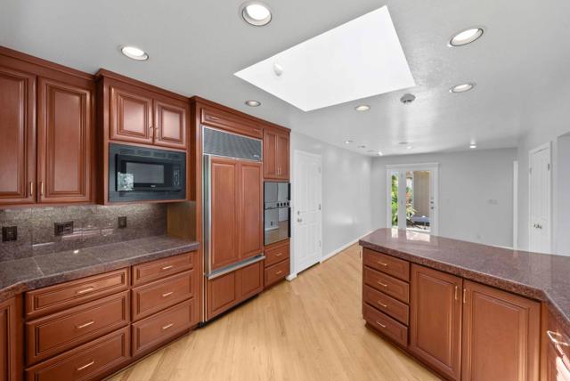 7175 Red Holly Court, San Jose CA: https://media.crmls.org/mediaz/6277c6a9-edb8-4a30-a2ce-67048e52d2f8.jpg