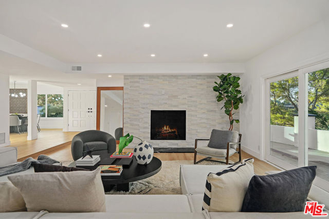 3768 Royal Meadow Road photo 4