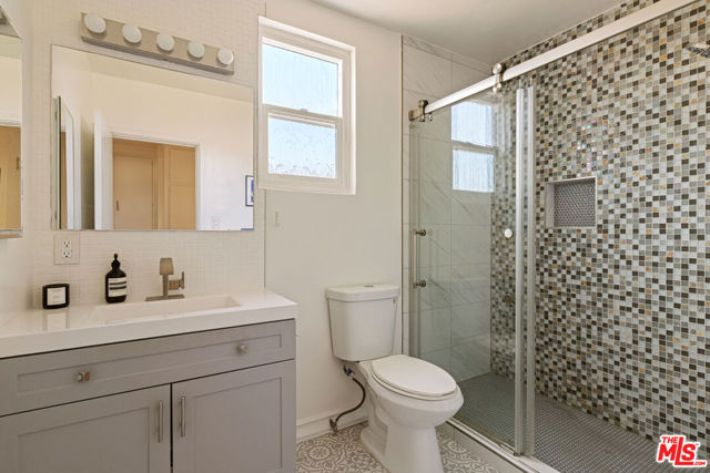 2 Bed Home for Sale in Los Angeles, California