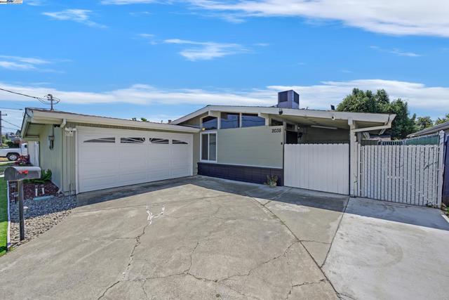 Image 1 of 52 For 2038 Boca Raton St