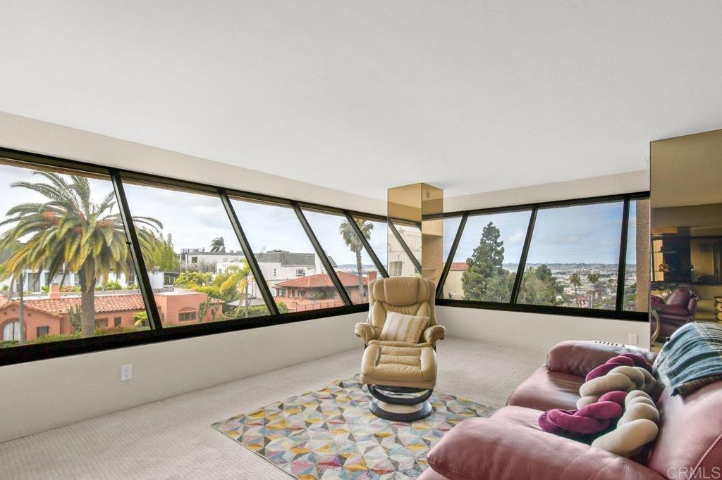 230 Laurel Street - photo 2