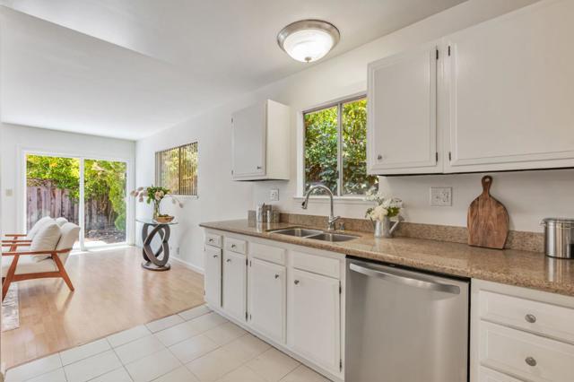 3210 South Court, Palo Alto CA: https://media.crmls.org/mediaz/627a224d-e88a-4306-a49e-35b55d8de378.jpg