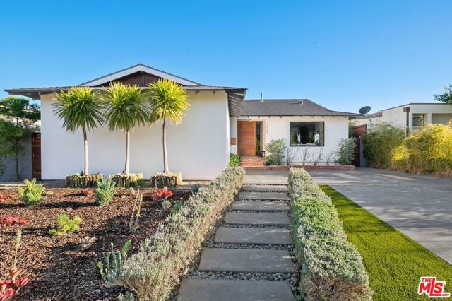 18366 Clifftop Way photo 3