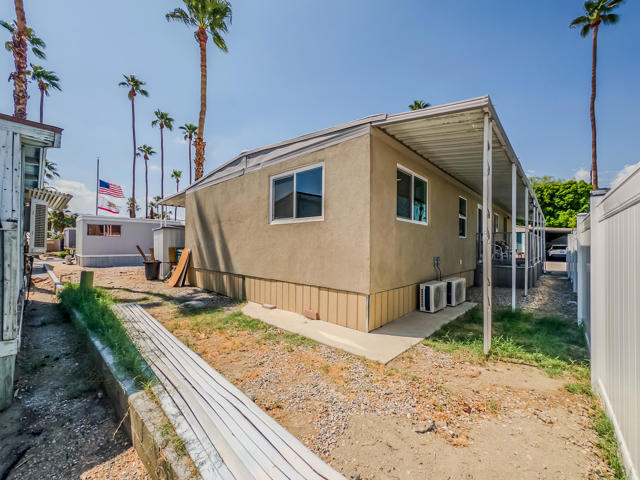 88 Dunes Circle, Cathedral City CA: https://media.crmls.org/mediaz/627bbaca-3ed1-46ba-bb51-8b7d0089d8e4.jpg