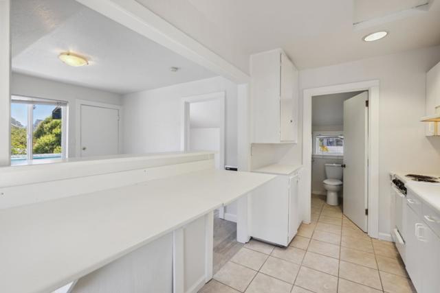 399 13th Avenue, Santa Cruz CA: https://media.crmls.org/mediaz/627c0d6c-b828-4c38-ad77-c9c16ecdb2d6.jpg