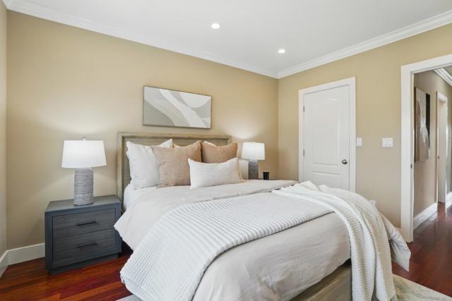 212 Sweeny Street, San Francisco CA: https://media.crmls.org/mediaz/627d6868-5c47-4d66-bd47-c2c0cb48db35.jpg