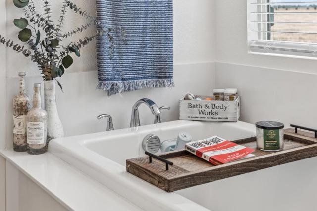 8906 Upbeat Way, Elk Grove CA: https://media.crmls.org/mediaz/627ea290-baaf-4e42-b02f-af5a73543e0c.jpg