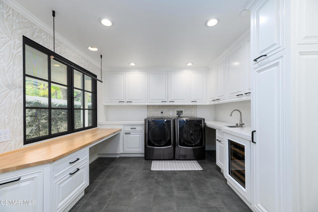 87 Pinecrest Road, Westlake Village CA: https://media.crmls.org/mediaz/627f505a-4588-4f9c-853c-f77ed393c9a9.jpg