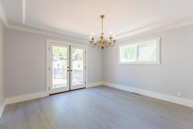 235 Seale Avenue, Palo Alto CA: https://media.crmls.org/mediaz/627f51c2-fec3-42cc-b7c4-91d817d36e50.jpg