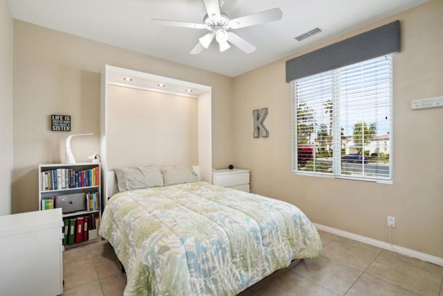 60519 Lace Leaf Court, La Quinta CA: https://media.crmls.org/mediaz/627f8b56-d354-4756-bfab-ee656ffd835b.jpg