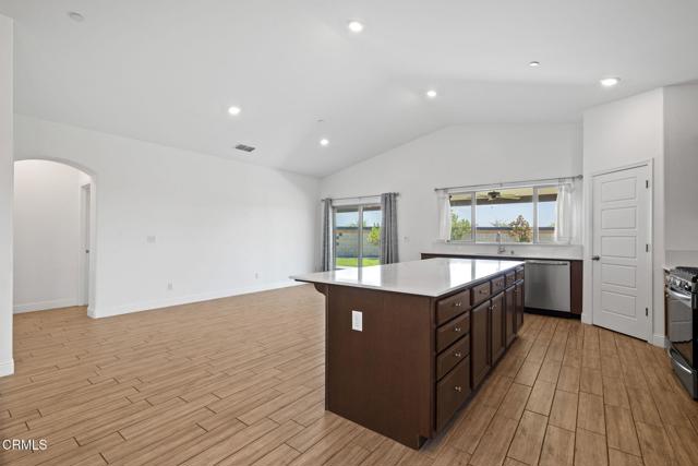 Detail Gallery Image 18 of 46 For 9101 Willow Terrace Dr, Shafter,  CA 93263 - 4 Beds | 2 Baths