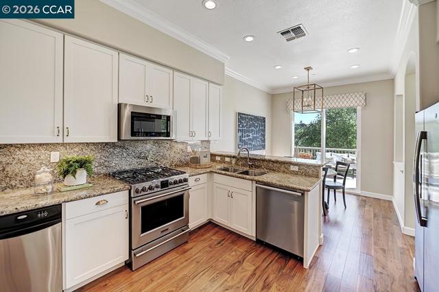 Image 23 of 55 For 2886 Saklan Indian Dr