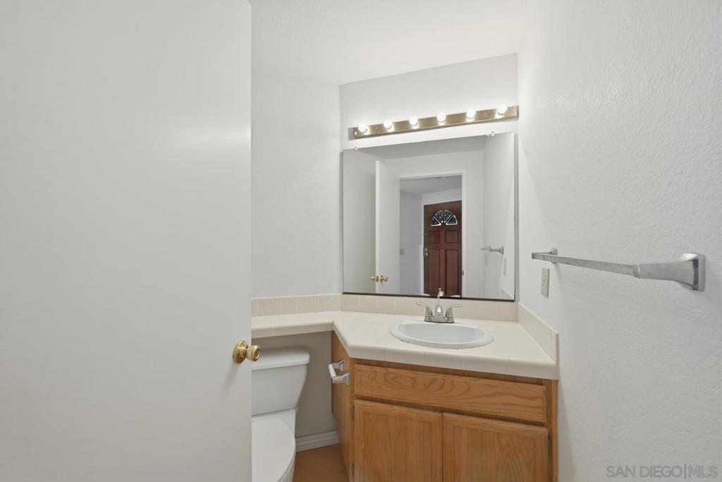 9260 Towne Centre Dr - photo 14