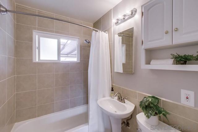 3275 Moccasin Ave, San Diego CA: https://media.crmls.org/mediaz/6280c2b2-e780-4b42-88f1-fc24d022aebb.jpg