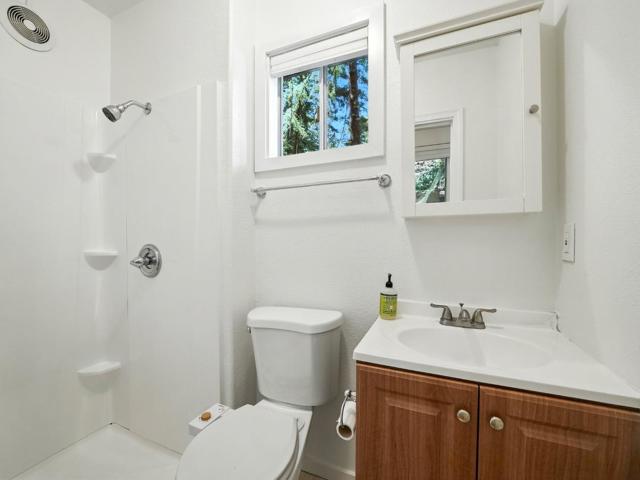 9540 E Zayante Road, Felton CA: https://media.crmls.org/mediaz/6281db21-5cdc-4393-ab72-995ed12c76b8.jpg
