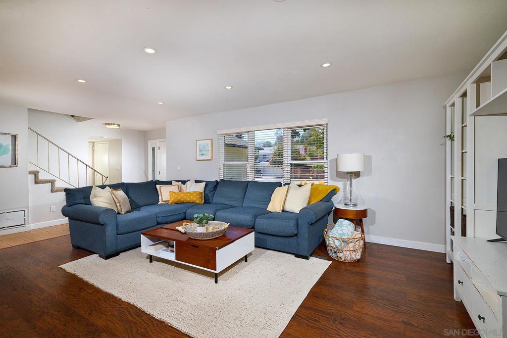 15019 Amso Street - photo 4