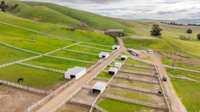 6033 Dagnino Road, Livermore CA: https://media.crmls.org/mediaz/6283f489-e8e5-4b40-a1ee-e5721dc00758.jpg