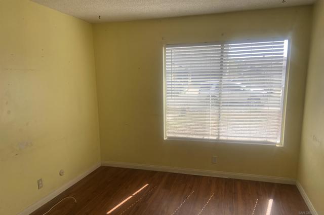 928 Churrituck Drive, San Diego CA: https://media.crmls.org/mediaz/6284b305-c255-481d-bd23-7c512eb7bfbe.jpg