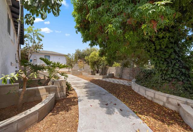 2249 51 Dunlop Street, San Diego CA: https://media.crmls.org/mediaz/6284bf4b-52f4-4dae-b3d8-82bc8df669f5.jpg