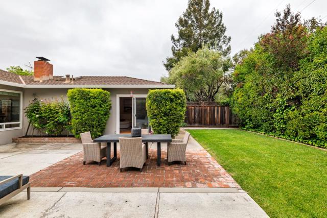 2627 Hampton Avenue, Redwood City CA: https://media.crmls.org/mediaz/62859585-31c3-45ac-97c8-2880a18e2584.jpg