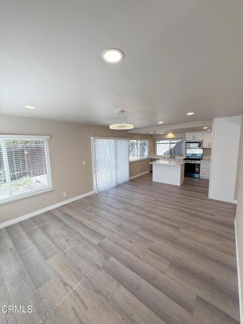 Detail Gallery Image 19 of 45 For 435 Anacapa Cir, Thousand Oaks,  CA 91320 - 4 Beds | 2/1 Baths