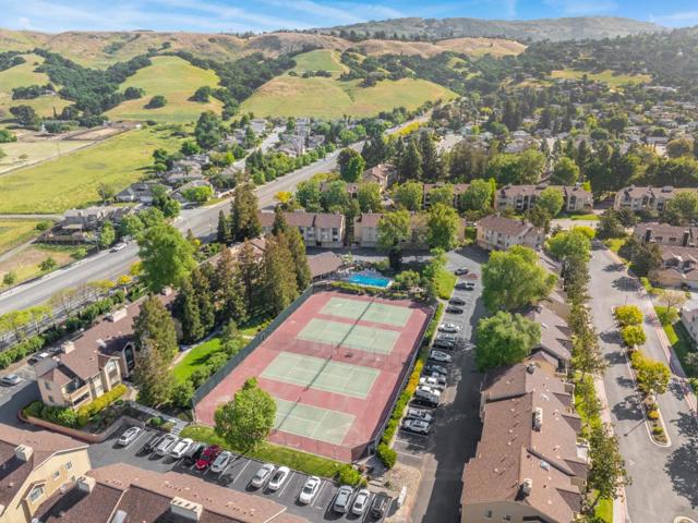 2137 Darnis Circle, Morgan Hill CA: https://media.crmls.org/mediaz/6288a284-0663-4852-9655-842d4ffd1497.jpg