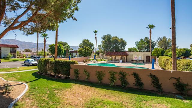Image 16 of 17 For 64291 Spyglass Avenue 11