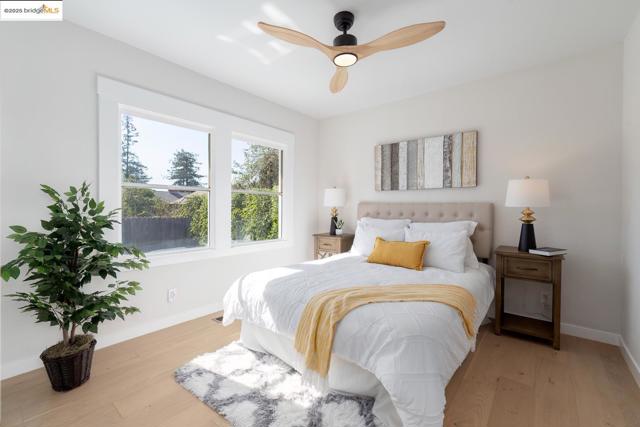 1515 Hampel St, Oakland CA: https://media.crmls.org/mediaz/628ac166-3d26-41ca-9175-7cc1e0bff7d0.jpg