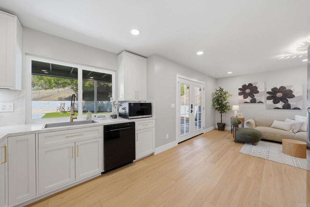 2640 Chestnut Avenue - photo 15