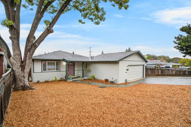 515 W Dunne Avenue, Morgan Hill CA: https://media.crmls.org/mediaz/628d7e66-d2d3-45c8-a32c-df6c6ffb5cac.jpg