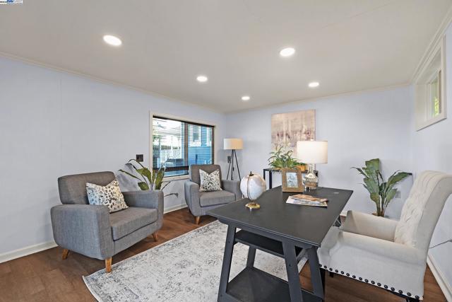 624 N 17Th St, San Jose CA: https://media.crmls.org/mediaz/628e0274-c916-4817-9451-cced7e49471d.jpg