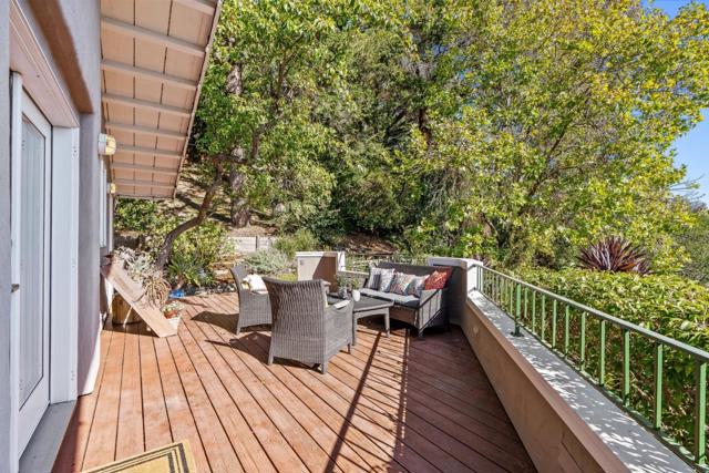 2222 Ocean Street, Santa Cruz CA: https://media.crmls.org/mediaz/628fc29a-9dfa-4aa6-a7e9-8fd2145ae454.jpg