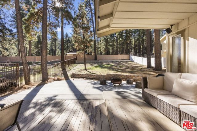 1197 Oriole Road, Wrightwood CA: https://media.crmls.org/mediaz/629014ea-f651-466e-bdf7-ef3d78f21562.jpg