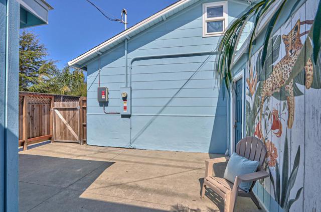 1815 King Street, Santa Cruz CA: https://media.crmls.org/mediaz/6291f26d-6f6e-4292-be91-86418143ba70.jpg