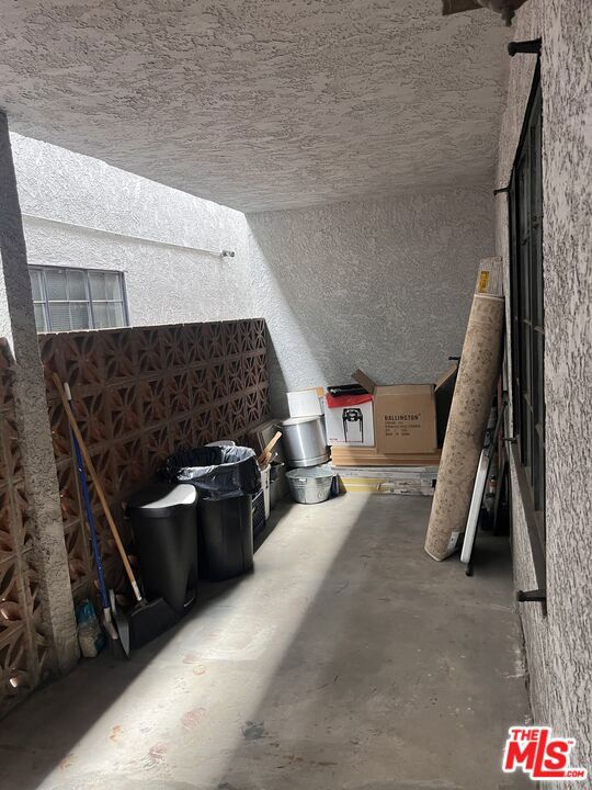 4345 W 154th Street, Lawndale CA: https://media.crmls.org/mediaz/6294793a-edbb-4280-a6b0-546e91e69592.jpg