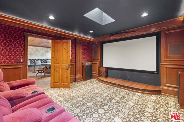 22651 Calvert Street, Woodland Hills CA: https://media.crmls.org/mediaz/62950523-723d-48fa-b6d0-5cdfb499ac0d.jpg