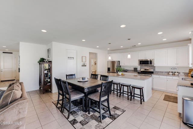 67 Clearwood Street, Fillmore CA: https://media.crmls.org/mediaz/62963878-923f-499e-8c87-b07b26f39a78.jpg
