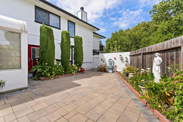 40 Shelter Creek Lane, San Bruno CA: https://media.crmls.org/mediaz/6296efbe-66f1-4d16-a9da-82466cddbf72.jpg