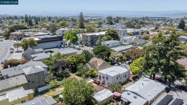 837 San Carlos Ave, Albany CA: https://media.crmls.org/mediaz/629736fe-cb15-47fb-ae4a-18bd6d80de2a.jpg